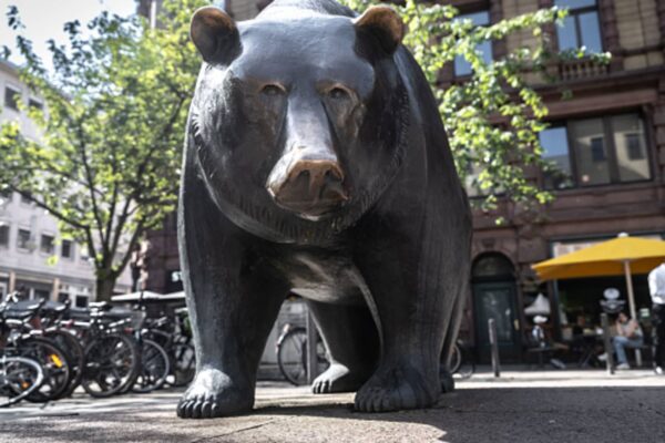 Here's how long the three oil shock-induced bear markets lasted