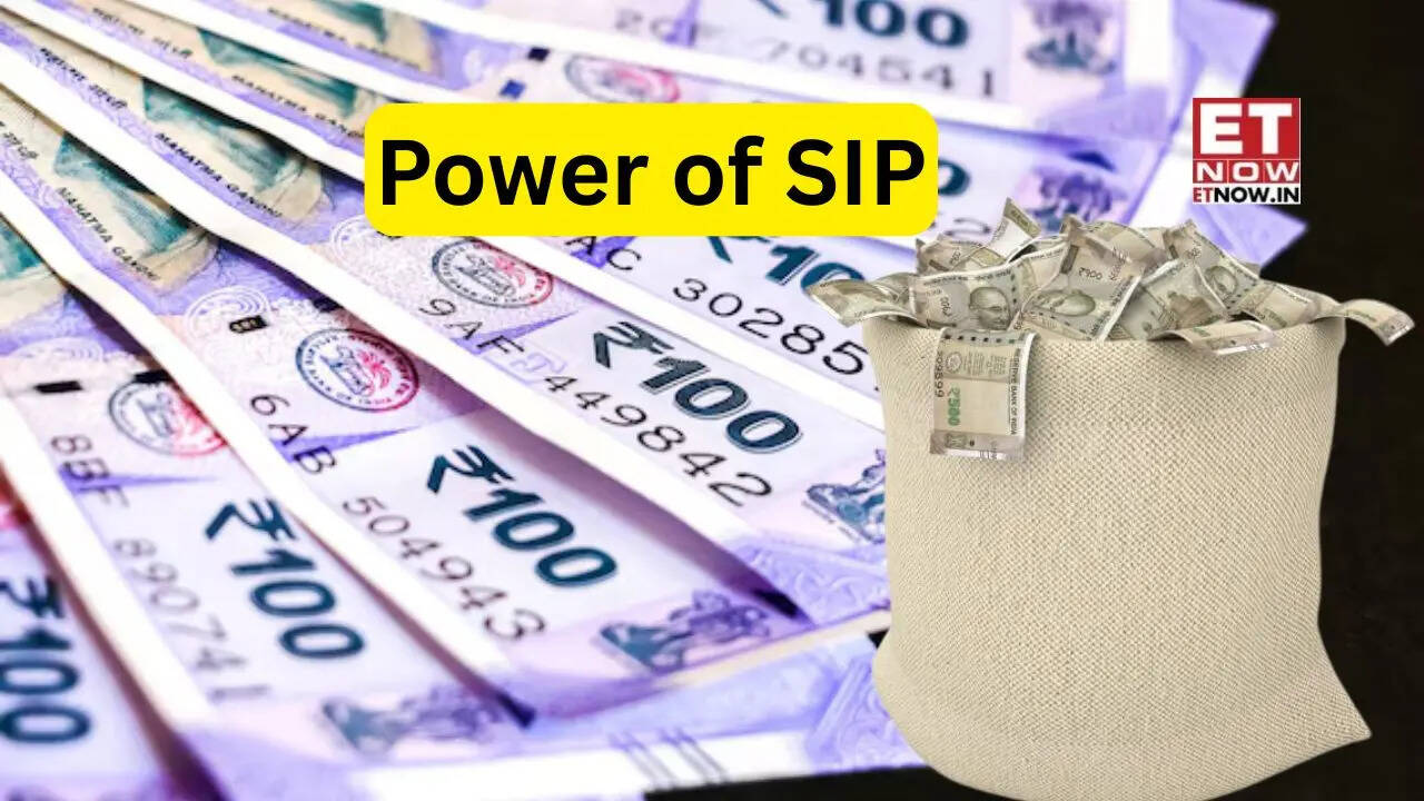 Power of SIP: Rs 15000 monthly investment for 20 years vs Rs 40000 monthly investment for 10 years - Which can generate a higher corpus? See calculations - Mutual Funds