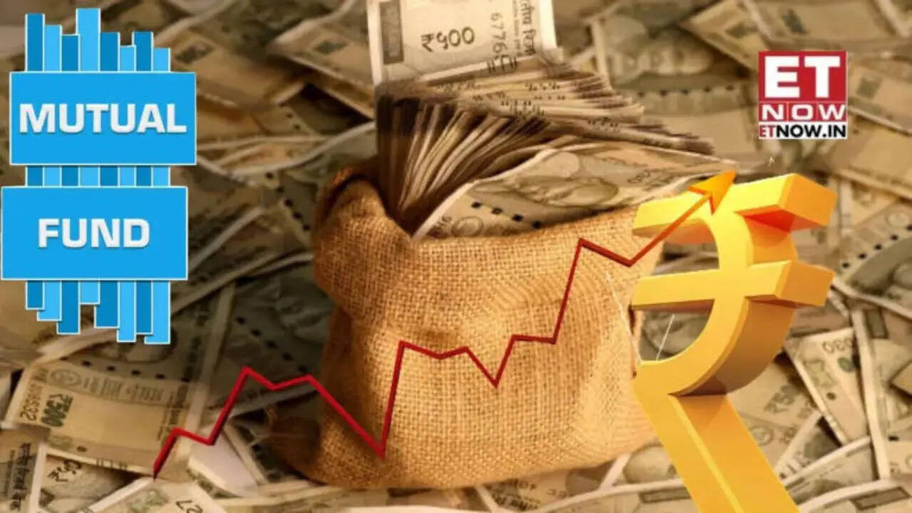 Top 5 Gainer Mutual Funds FY26: 178% CAGR in 1 year! Nippon India, Edelweiss, Axis & others - LIST