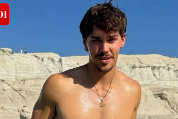 Noah Beck joins cast of upcoming 'Baywatch' series - Details Inside |
