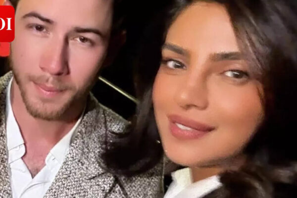 Priyanka Chopra and Nick Jonas attend Pre-Oscar party; SPOTTED with Emma Watson, Macaulay Culkin and other Hollywood stars |