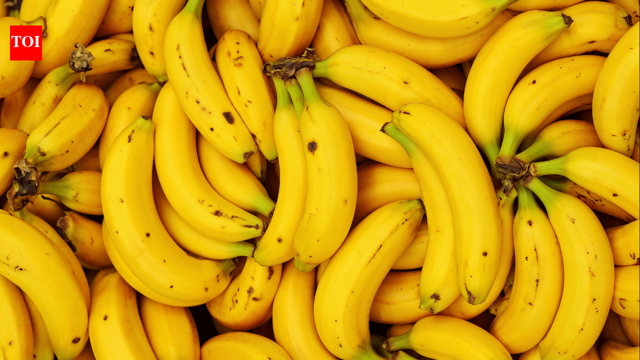 How to keep bananas fresh for weeks without turning black |