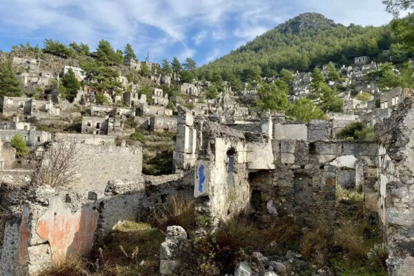 Kayaköy: The Turkish ghost village that once thrived with 10,000 Greeks |