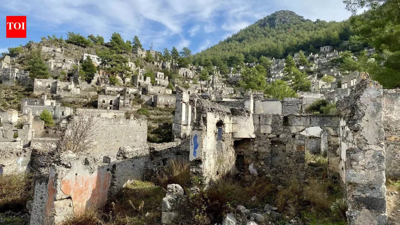 Kayaköy: The Turkish ghost village that once thrived with 10,000 Greeks |