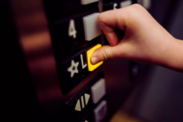Expert shares safety hacks every child (and adult) should know while using an elevator |