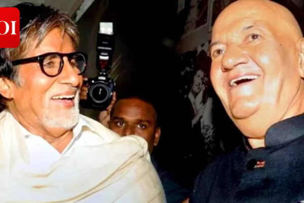Prem Chopra reveals Amitabh Bachchan sends him daily ‘get well soon’ messages after health scare: ‘He persists sweetly’ | Hindi Movie News