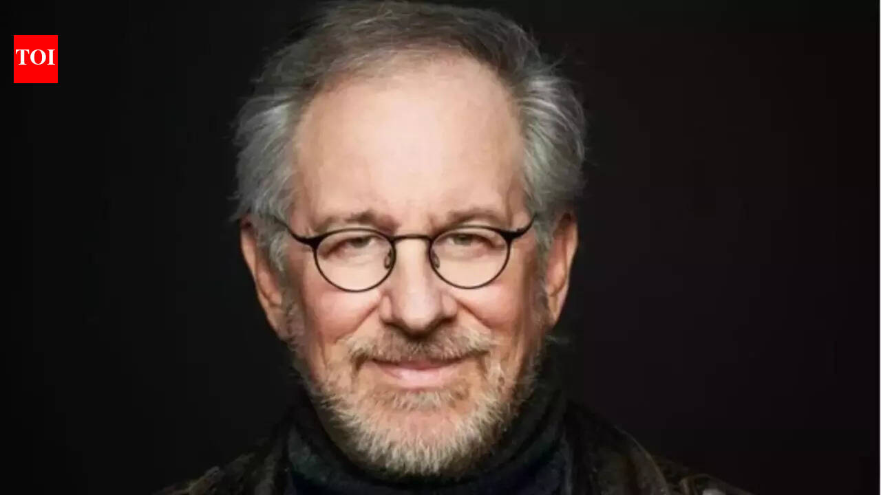 Steven Spielberg: Is E.T. real? Filmmaker Steven Spielberg says he has a ‘strong suspicion’ we’re ‘not alone’ on Earth | English Movie News