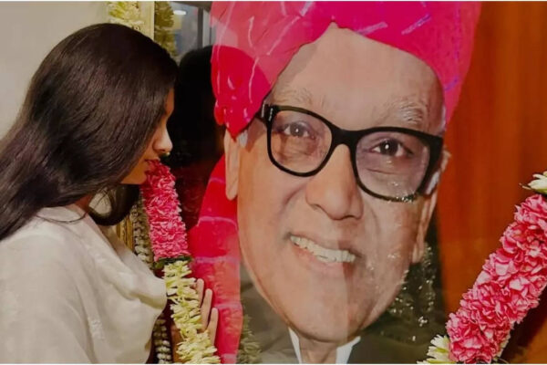 Aishwarya Rai Bachchan honors late father on death anniversary, Aaradhya Bachchan pays touching tribute - SEE PICS | Hindi Movie News