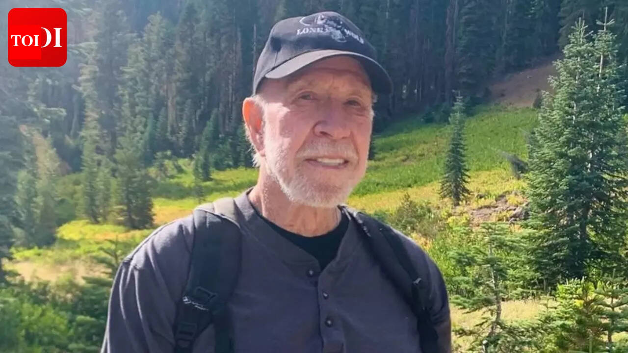 Chuck Norris: Legendary action star Chuck Norris hospitalized after medical emergency in Hawaii - Report