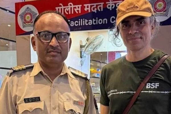 Imtiaz Ali: 'Came out of the airport and into a fix': Imtiaz Ali recounts how a Mumbai Police officer saved him from an airport mishap | Hindi Movie News