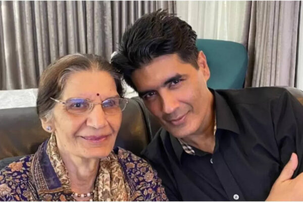 Manish Malhotra grateful to paps for privacy post Mother's passing; ‘Ekdum private moment tha’ | Hindi Movie News