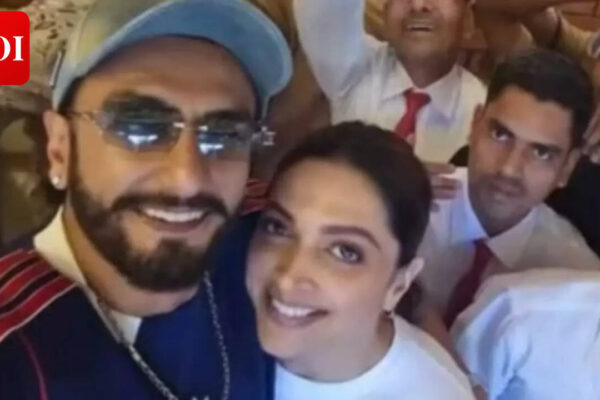 Ranveer Singh and Deepika Padukone pose for selfies post lunch date as they celebrate 'Dhurandhar: The Revenge' box office success |