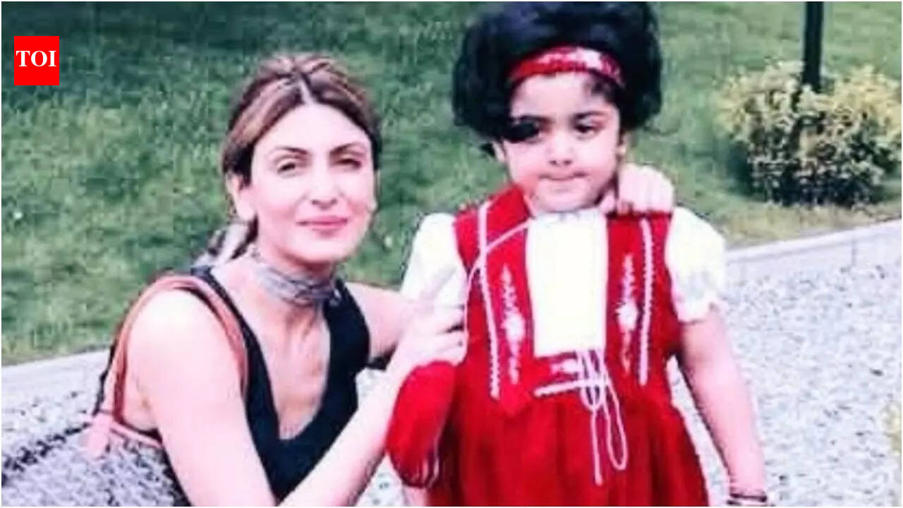 Riddhima Kapoor hails daughter Samara as 'greatest blessing', shares a major throwback photo on her 15th birthday |