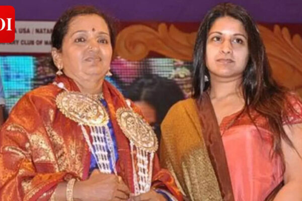 Shoba Chandrasekhar’s heartfelt words on Sangeetha and family go viral; Sanjay and Sasha’s sweet moments are recalled | Tamil Movie News