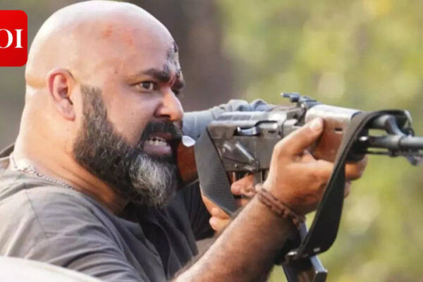 Dhurandhar actor Naveen Kaushik reacts to Dhruv Rathee’s ‘propaganda’ claim, Anupama Chopra’s criticism: ‘Film ko hate ka source mat banao’ |