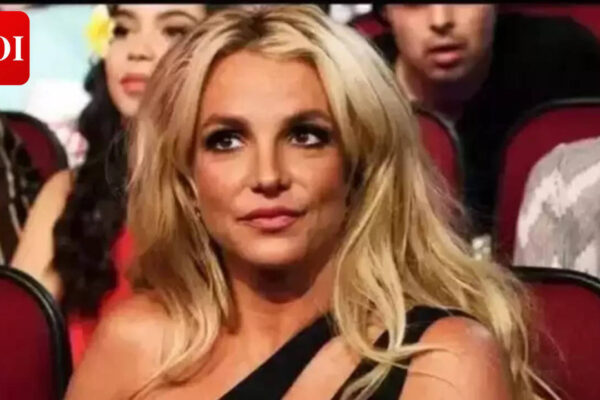 Britney Spears spotted in public for the FIRST time since DUI arrest; See VIRAL Malibu photos |