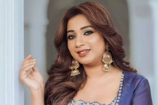Is Shreya Ghoshal taking Rs 1.65 crore for a live show? Netizens react and say, 'She is honestly undercharging' |