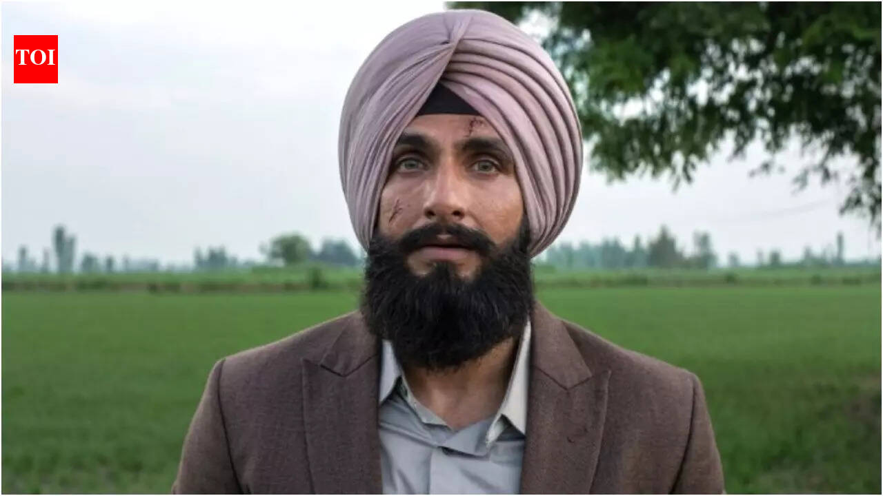 ''I cried, did you?' Ranveer Singh admits getting teary-eyed over Arijit Singh's emotional ‘Phir Se’ from ‘Dhurandhar 2’ | Hindi Movie News