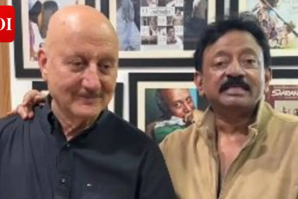 Anupam Kher meets Ram Gopal Varma; 'Tanvi The Great' actor calls the filmmaker a master of cinema conversations |