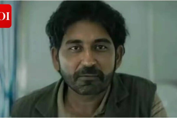 Dhurandhar actor Vivek Sinha reveals getting 'I love you' messages from Pakistan: 'Those 14 seconds of footage made me feel like a star' | Hindi Movie News