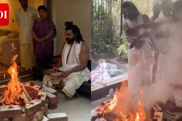 Ram Charan and Chiranjeevi perform a special Homam as Rama Navami coincides with actor's birthday - WATCH |