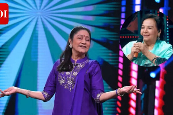 Aruna Irani and Farida Jalal reunite after 53 years on Indian Idol, groove to the beats of their hit songs |