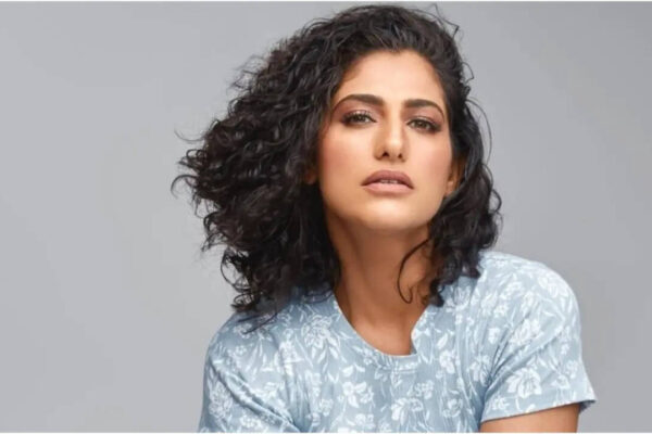 Did Kubbra Sait just take a dig at actors undergoing surgery for unrealistic body standards? says, 'Why are we insecure? | Hindi Movie News