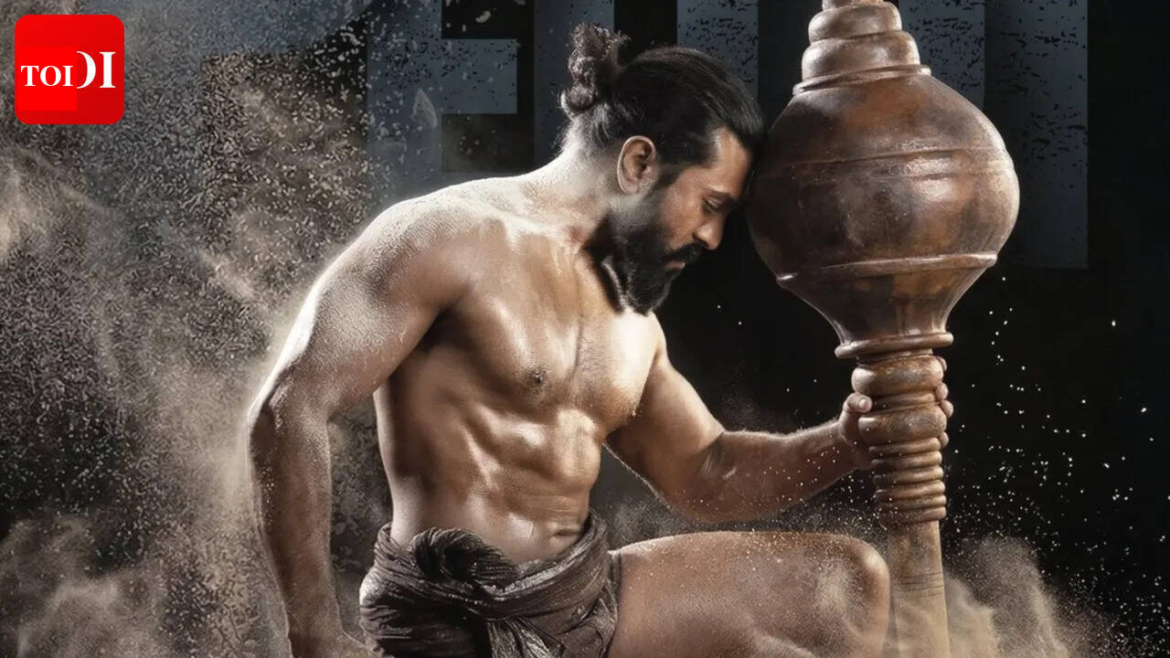 'On pure vegetarian diet': Ram Charan maintained 'Peddi' physique even during Ayyappa Deeksha, Buchi Babu Sana reveals | Tamil Movie News