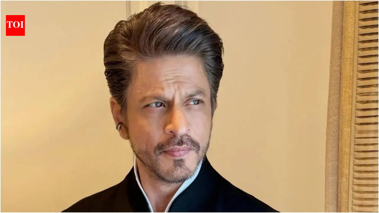 Shah Rukh Khan adds Rs 1.4 crore luxury car to his collection - Reports | Hindi Movie News