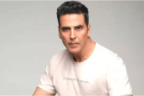 Akshay Kumar admits feeling inferior in front of educated people: 'Kabhi kabhi bahut chhota mehsoos karta hoon' | Hindi Movie News