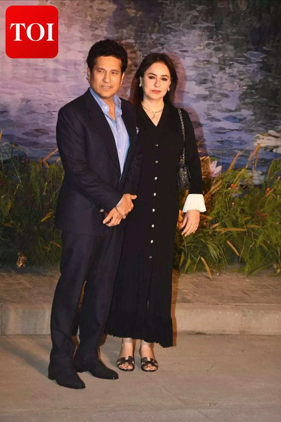 Sachin Tendulkar, Sunil Gavaskar, Yuvraj Singh, Naseeruddin Shah and others attend Gaurav Kapur–Kritika Kamra’s wedding reception | Hindi Movie News