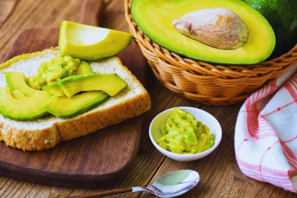 Avocado Growing Tips: Stop buying avocados! Here’s how to grow them easily in your balcony garden and save big money