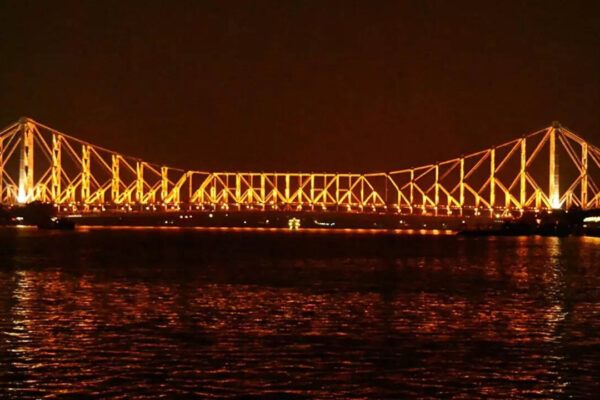 Which Indian city is known as the ‘London of India’