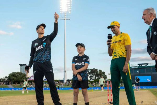 New Zealand 20/2 in 3.1 Overs | New Zealand vs South Africa Live Score, 1st T20I: New Zealand win toss, opt to bat against South Africa