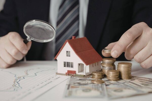 5 factors to consider before investing in real estate