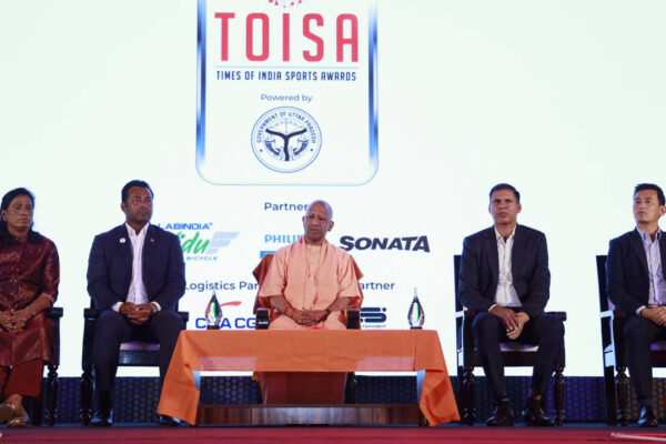 UP CM Yogi Adityanath honours sports stars in glittering ceremony