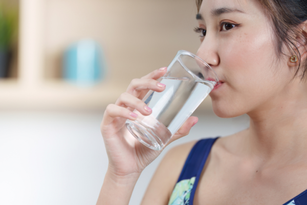You’re drinking water, but is your body actually using it? Doctor explains hidden hydration mistakes