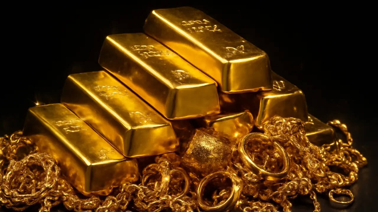 Gold, Silver Rate Today Live Updates: Gold prices fall as oil prices rise on continuing US-Iran war; what’s the outlook?