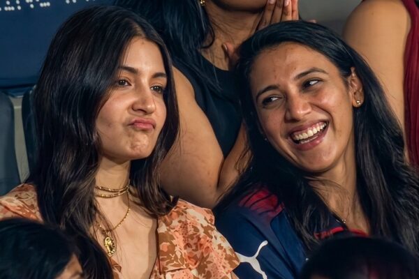 Not just Virat Kohli’s flying kiss - Anushka Sharma’s ₹18k floral top and retro denims steal the show at IPL 2026 opener