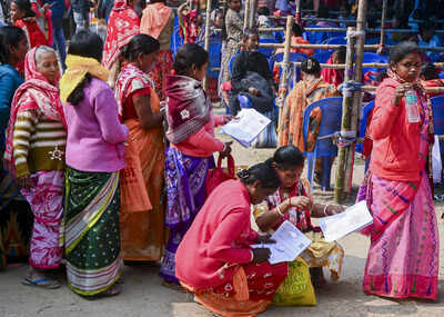 15 lakh Bengal voters in limbo due to missing e-signatures | India News