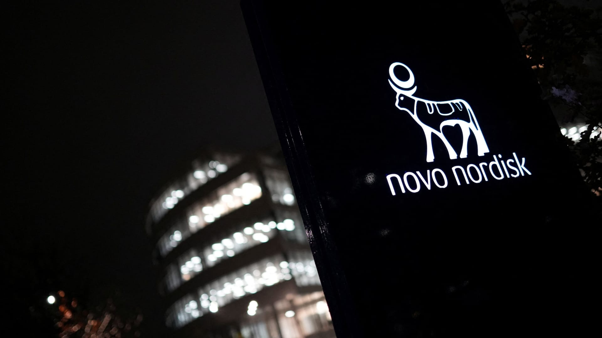 Stocks making the biggest moves premarket: NVO, JPM, UAL