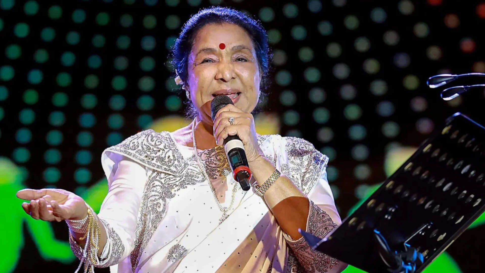 Asha Bhosle passes away. Send in your tribute