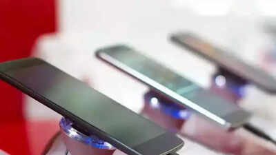 Smartphone sales see weakest quarter in 6 years