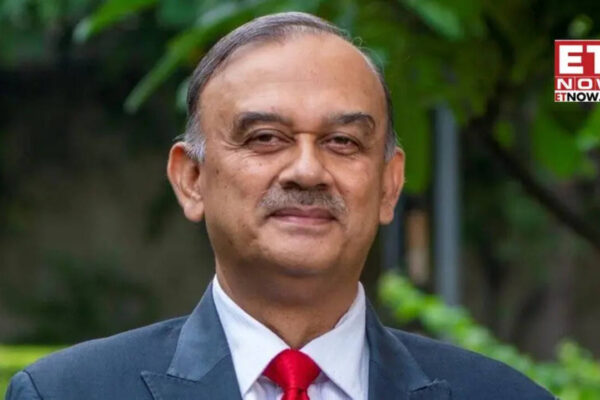 HDFC Bank not mulling legal action against Atanu Chakraborty, focuses on governance review: Sources - Markets