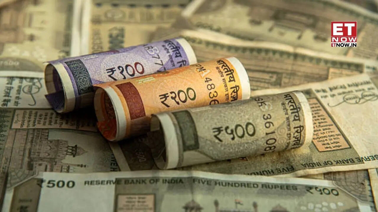 Rupee hits record low of 95.27 amid Oil surge, FPI outflows; Iran tensions keep Dollar strong - Markets