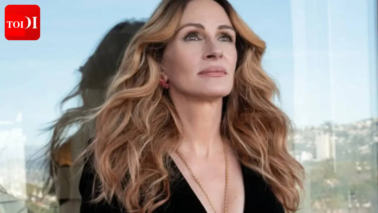 Quote of the day by Julia Roberts: ‘If you love someone, you say it, right then, out loud' |