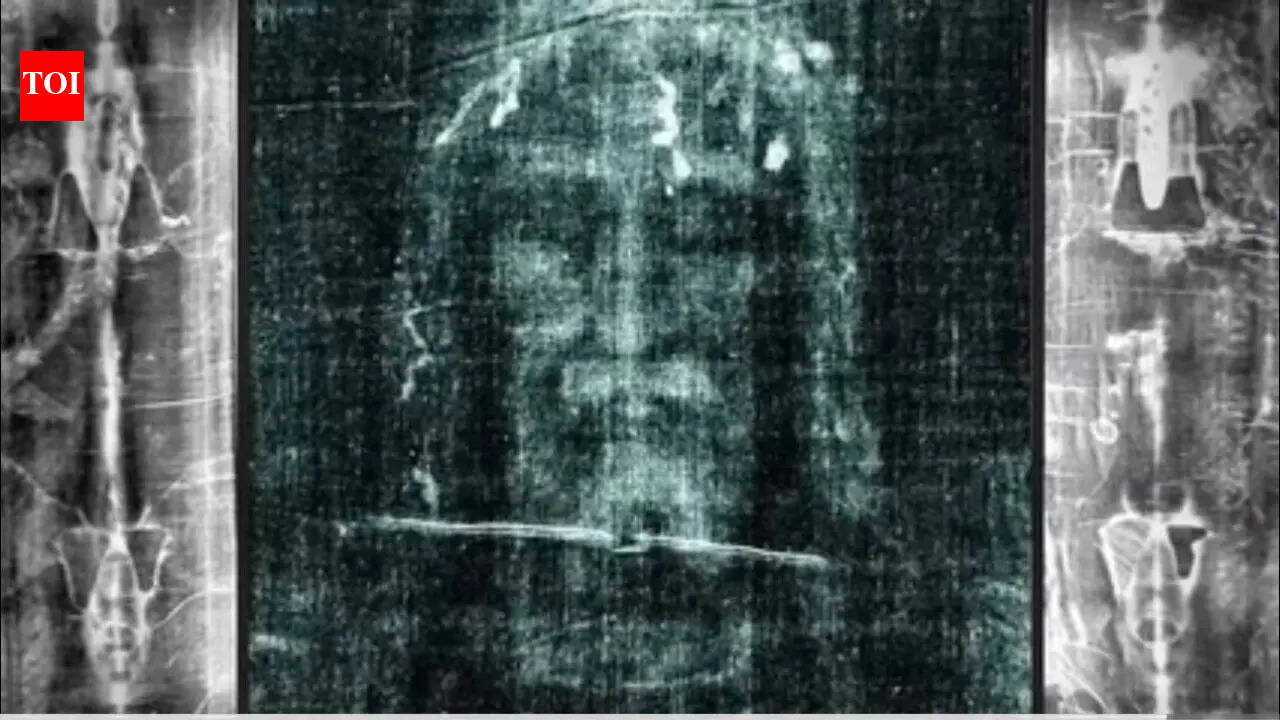 DNA analysis suggests the Shroud of Turin may have been crafted in India |