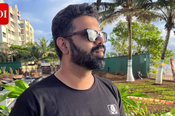 Writer Rohan Shankar denies exiting Akshay Kumar’s 'Hera Pheri 3': 'Fake news is being spread in my name' | Hindi Movie News