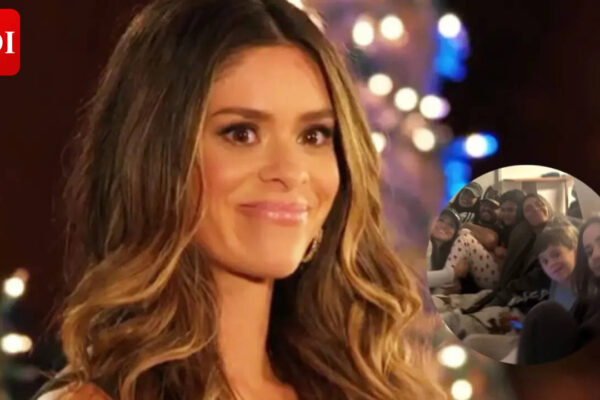 Taylor Frankie Paul enjoys vacation with children amid domestic violence investigation with Dakota Mortensen |