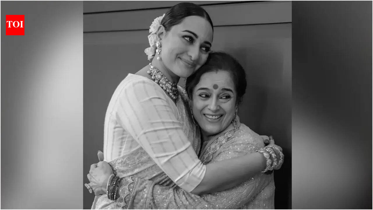 Poonam Sinha on daughter Sonakshi Sinha's pregnancy rumors: ‘Kitni baar nani bana diya humko’ |